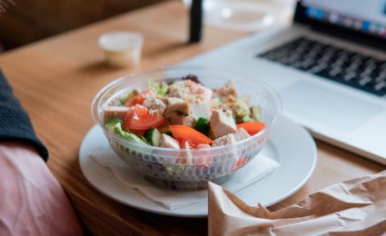 Recetas rápidas con Mr. Pollo para la oficina Recetas rápidas con Mr. Pollo para la oficina