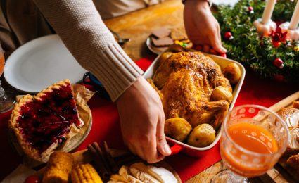 ¿Cenas navideñas para grupos pequeños? Mira estas opciones